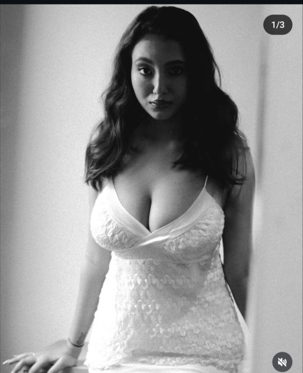 Divya Mandal nude